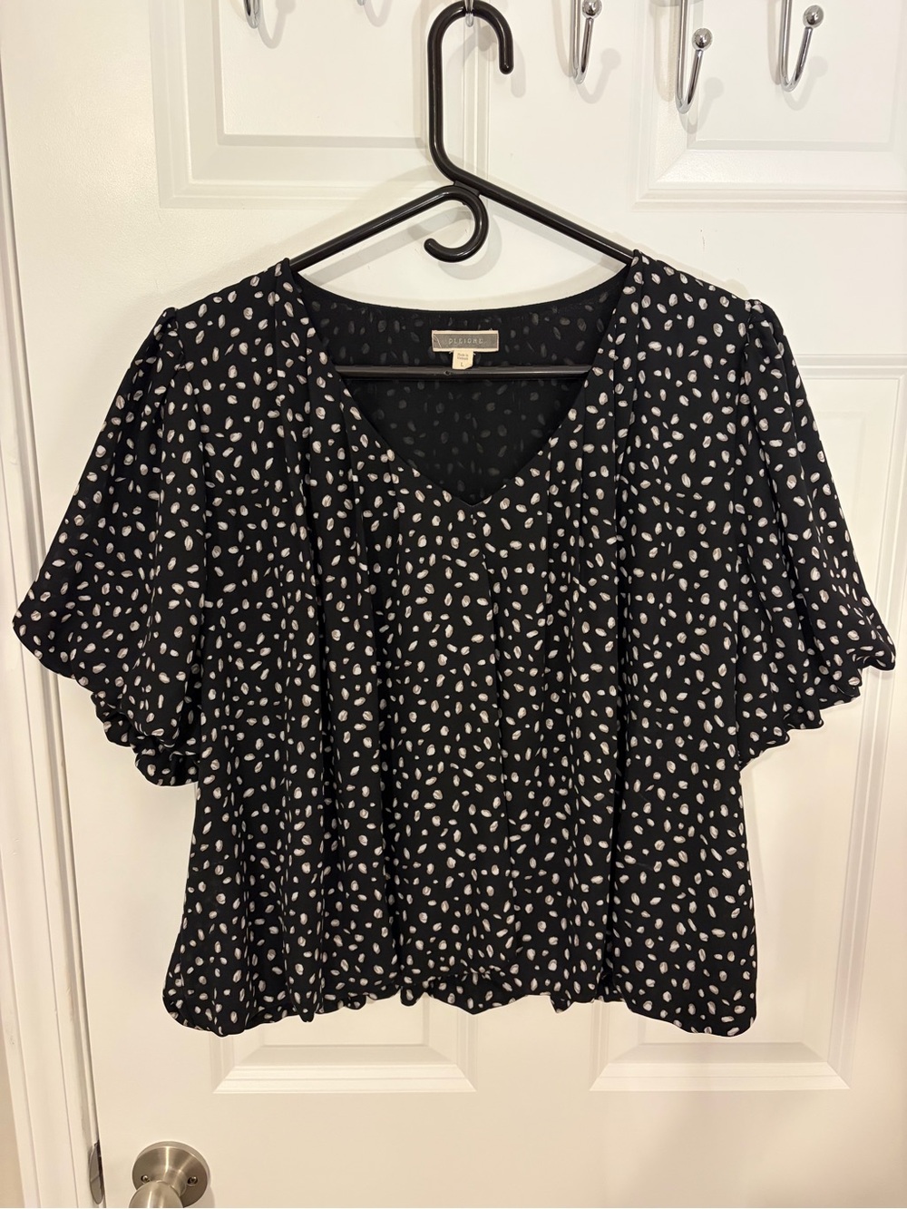 Pleione Black Blouse with White Dot Print and Flutter Sleeves - Large